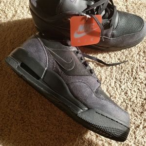 SAMPLE Nike- property of nike